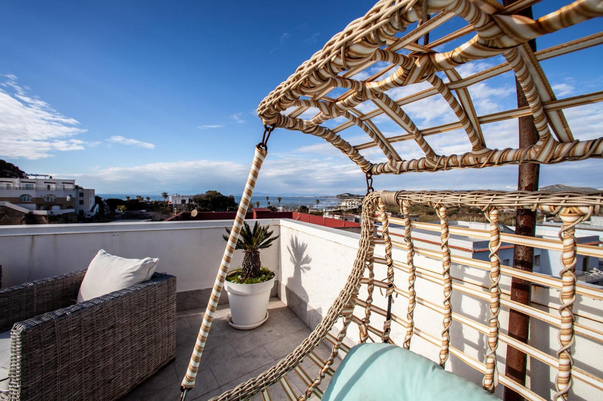 Mh Suites Rooms Apartments Bacoli Ngoại thất bức ảnh