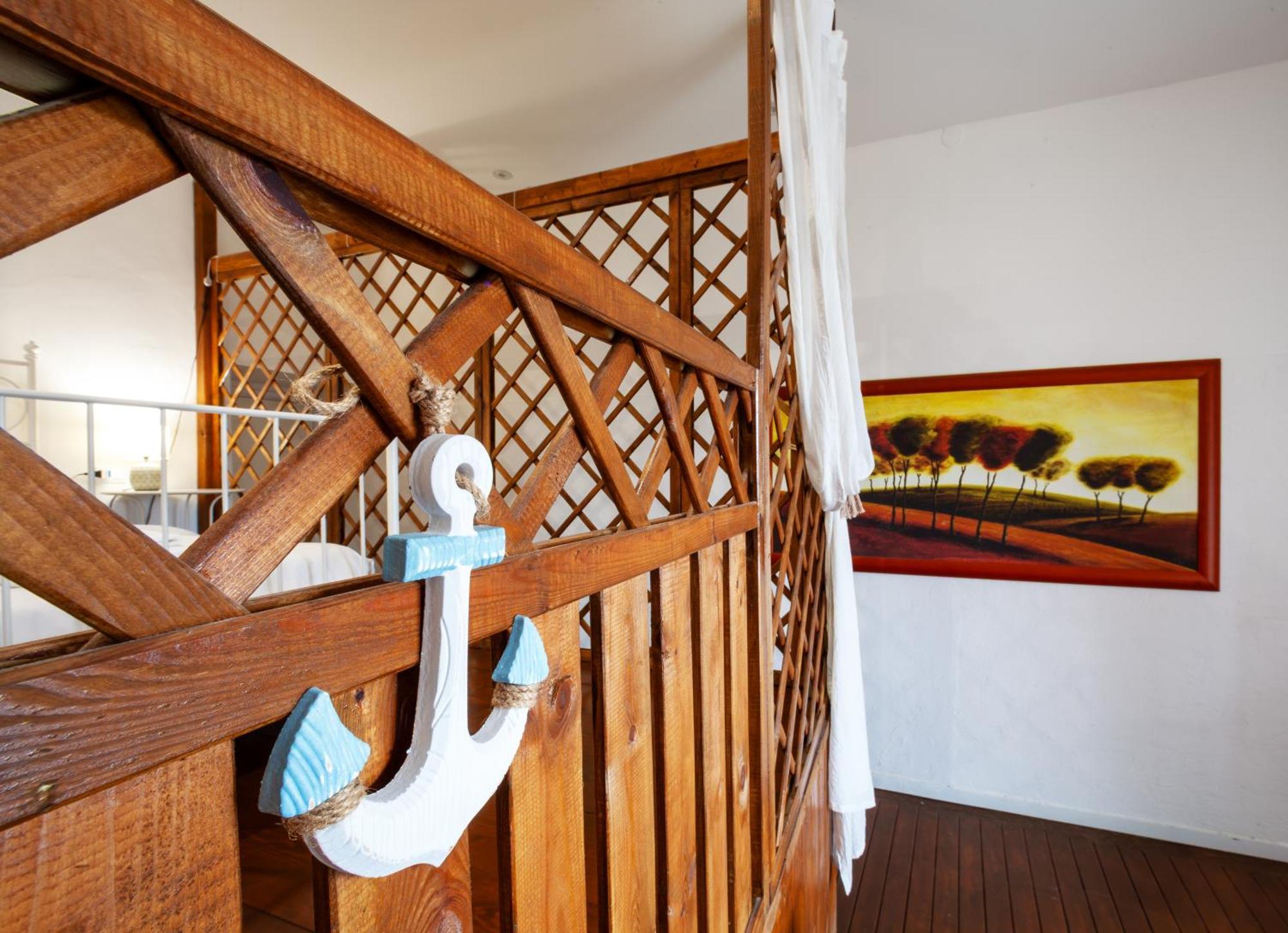 Mh Suites Rooms Apartments Bacoli Ngoại thất bức ảnh