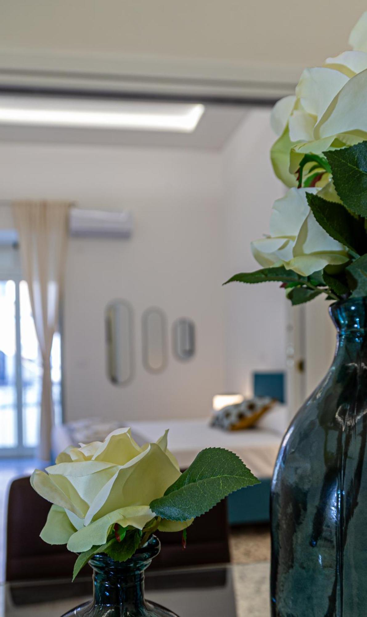 Mh Suites Rooms Apartments Bacoli Ngoại thất bức ảnh