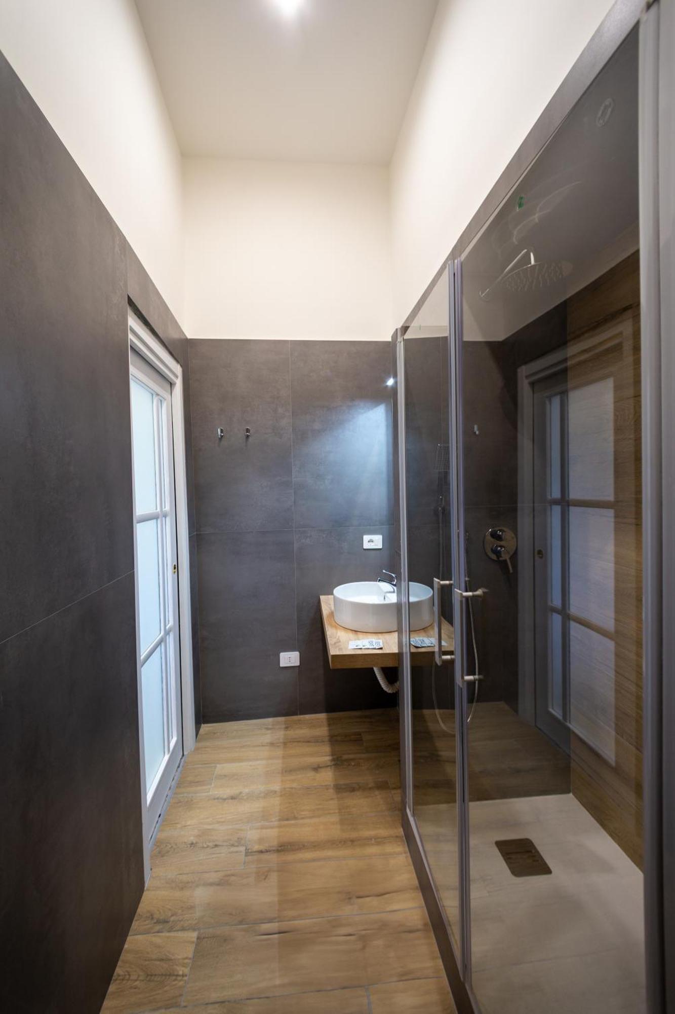Mh Suites Rooms Apartments Bacoli Ngoại thất bức ảnh