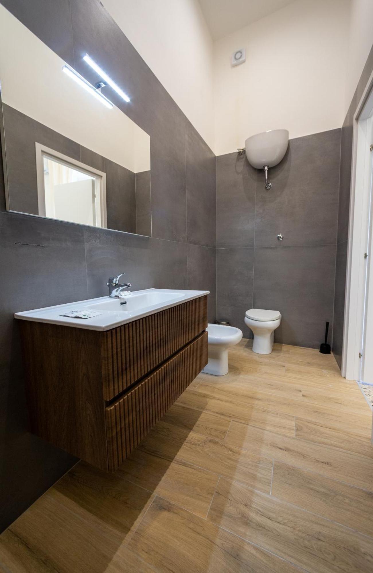 Mh Suites Rooms Apartments Bacoli Ngoại thất bức ảnh